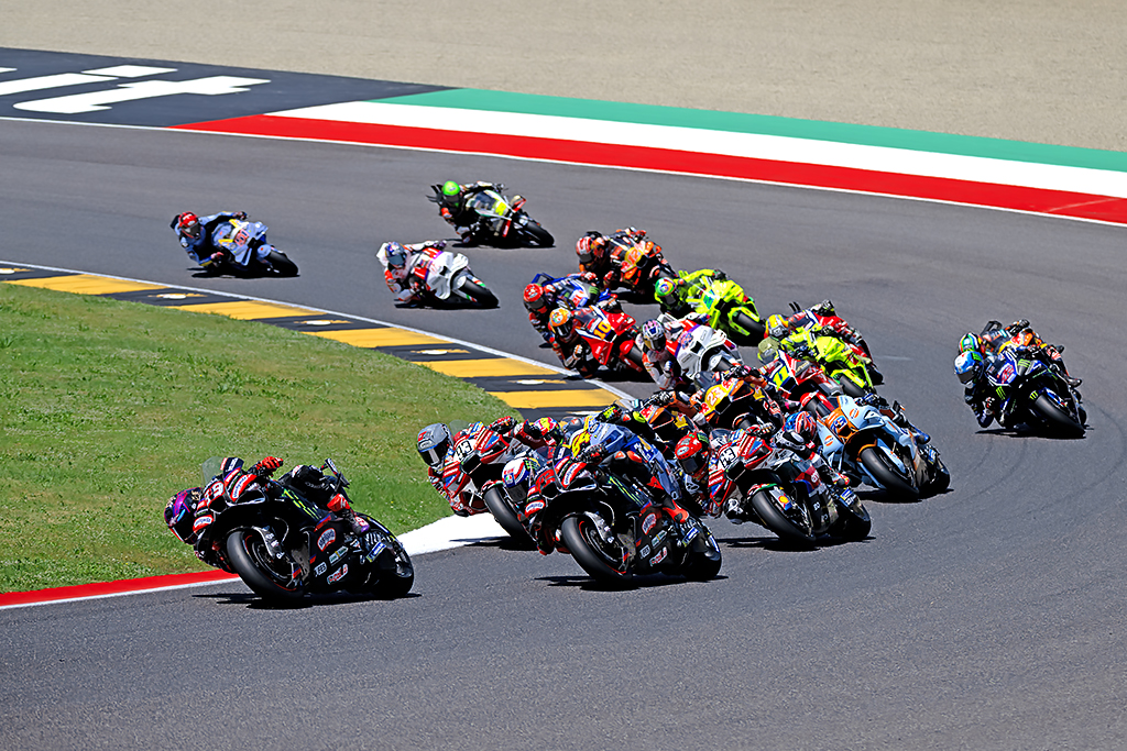 moto GP Dreamland Bezzecchi unbeatable for first victory at beloved Mugello